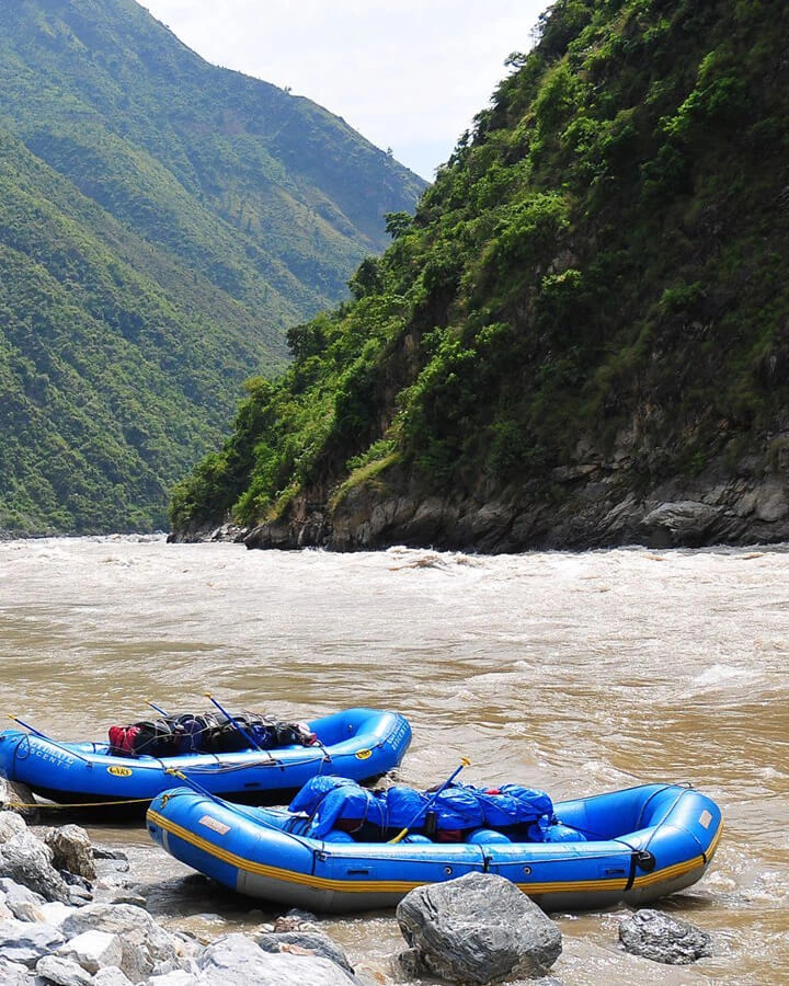 Rrisuli River Rafting